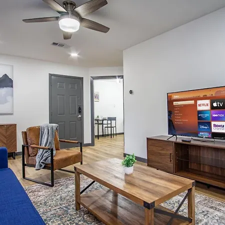 Brand New Unit - 10 Min To Downtown Austin Apartment